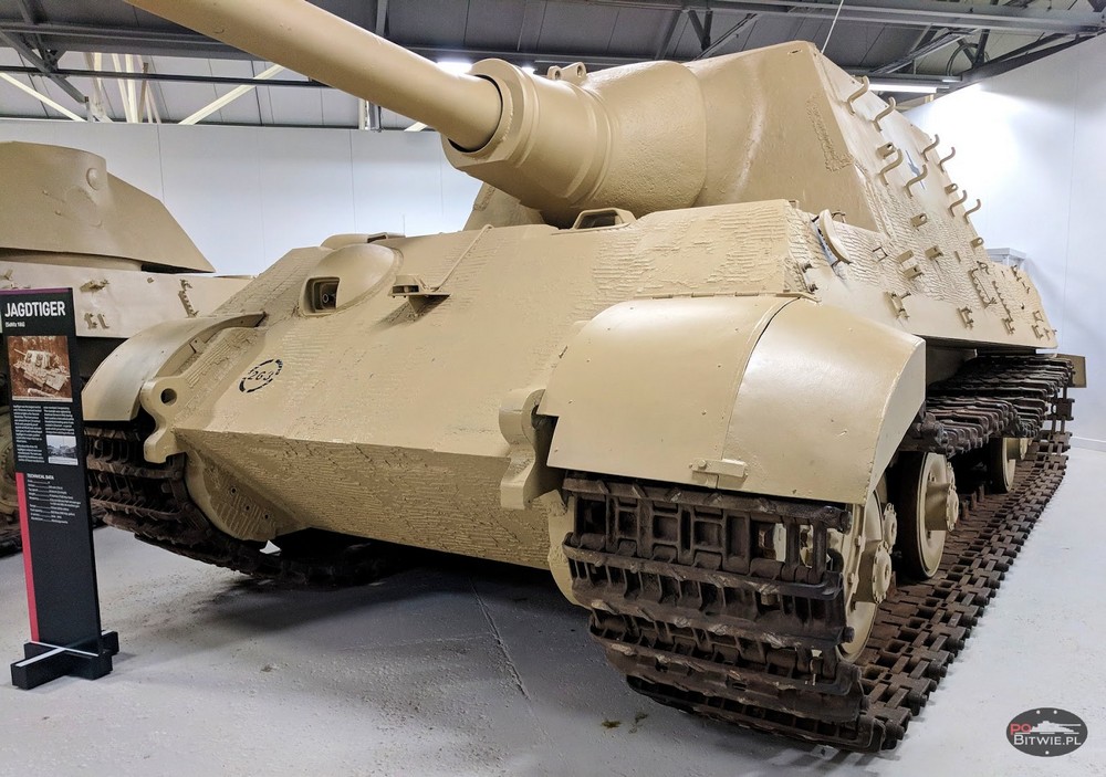 Bovington Tiger Collection Jagdtiger (7).jpg