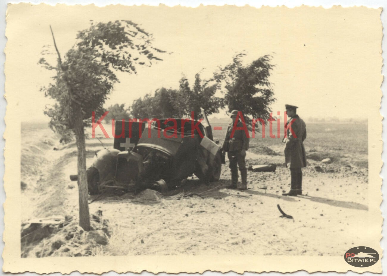 [Z.Pz.Aufkl.Abt.17.001] C937 Foto Wehrmacht Polen Panzer A.A.17 Spähwagen KFZ13 Name Jaguar auf Mine gef.jpg