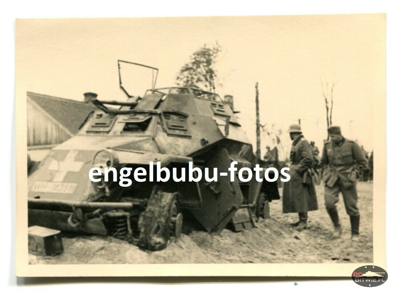 [Z.Korps.Nachr.Abt.47.001] FOTO - POLEN (1939) - N.A.47 - PANZER - Panzerspähwagen - Rudka ! Sadowie aw.jpg