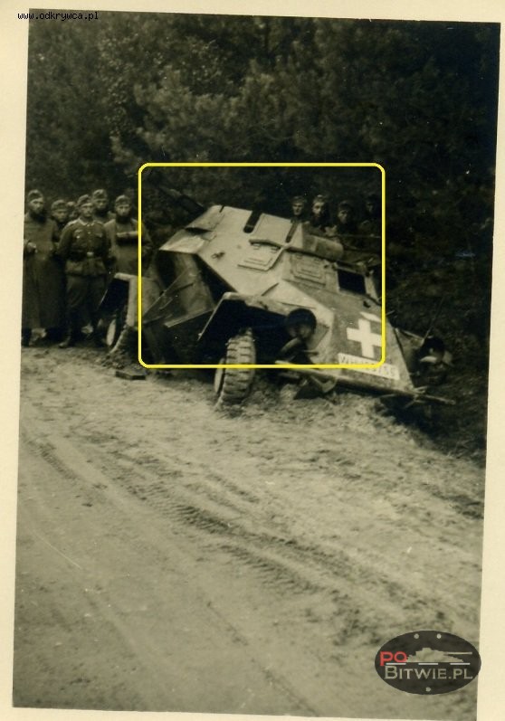 [PSW][#185]{005}{a} le.Pz.Sp.Wg (2 cm) Sd.Kfz.222, Aufkl.Abt.(mot.).13, WH-128756, Oszczepalin Pierwszy (k.Kocka) (Hptm.Lunke, Ltn.Scheiber).jpg