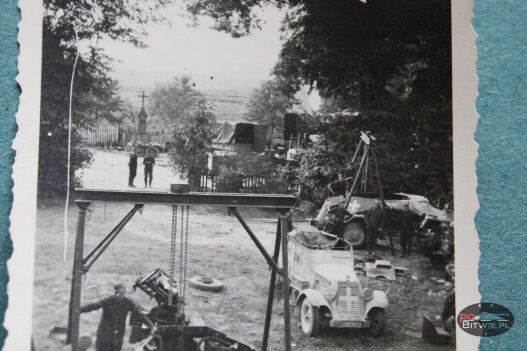 Foto Photo ME Panzer tank Panzerspähwagen Panzerkampfwagen Balkenkreuz Reparatur c.jpg