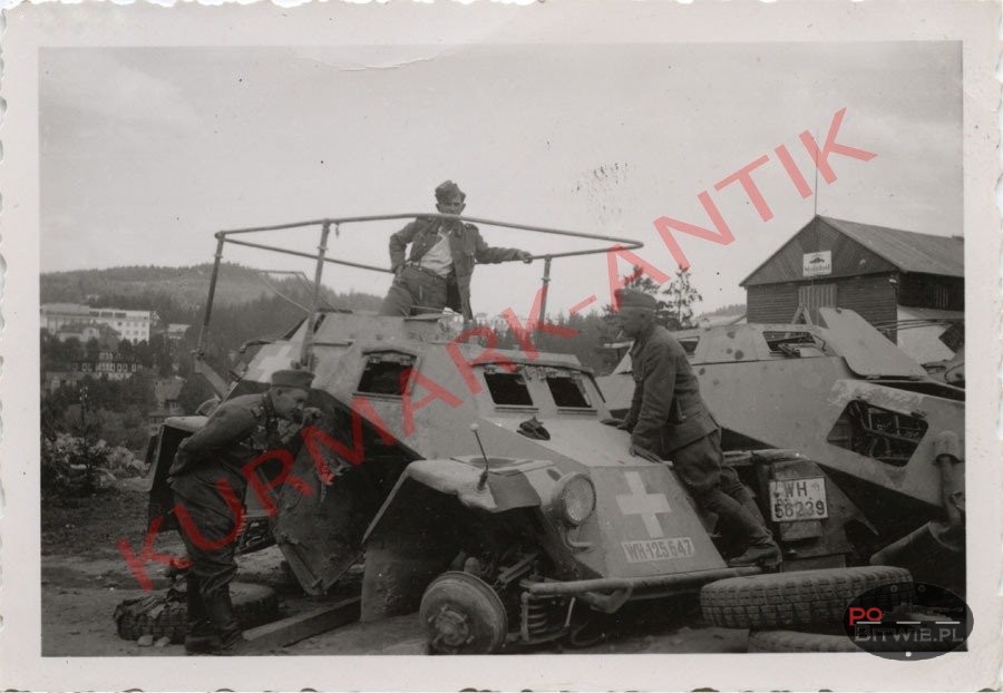 [PSW][#170]{102}{a} le.Pz.Sp.Wg (2 cm) Sd.Kfz.222, II.!Aufkl.Rgt.(mot.).9, WH-56239, Rabka Zdrój, składowisko przy Trzech Różach.jpg