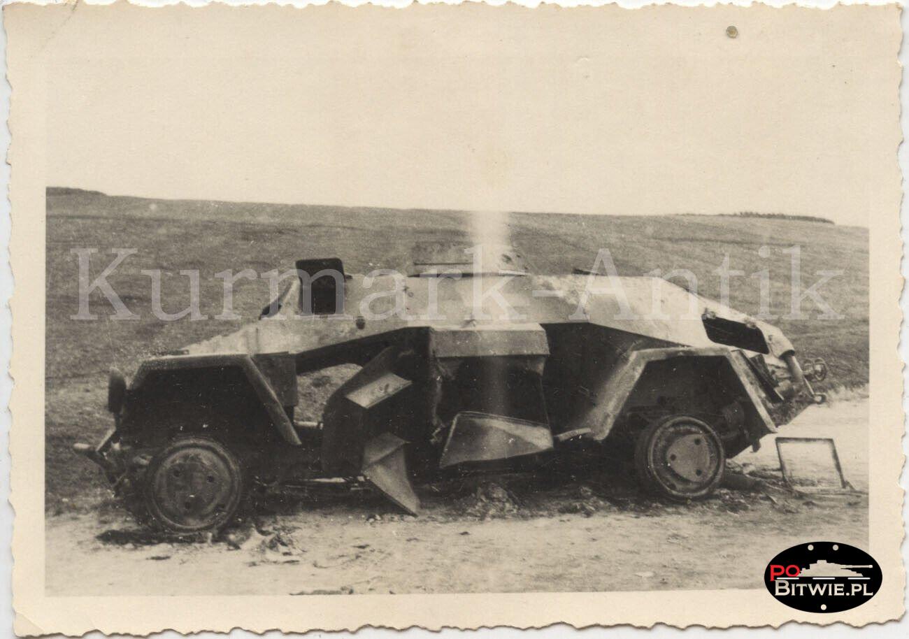 [Z.Inf.Rgt.61.003] A830 Inf. Regt. 61 Polen Feldzug Panzer Spähwagen 222 crash Janow.jpg