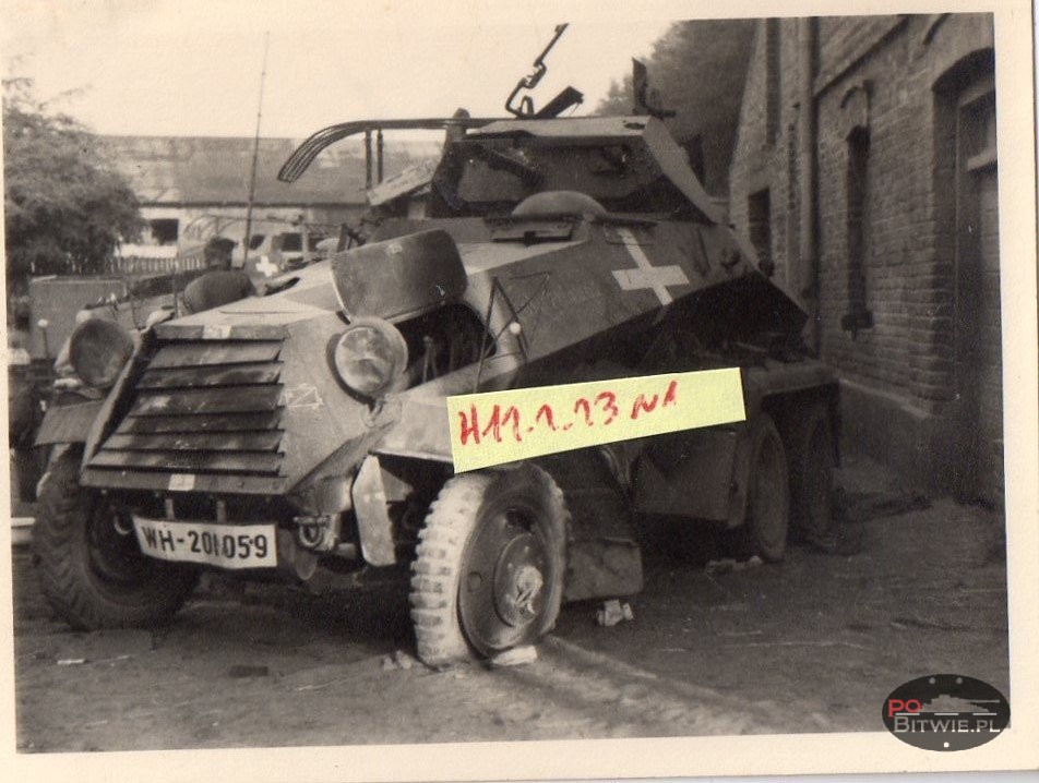 [PSW][#310]{002}{a} s.Pz.Sp.Wg Sd.Kfz.231 (6 Rad), Aufkl.Abt.(mot.).6, WH-201059, na gumach.jpg