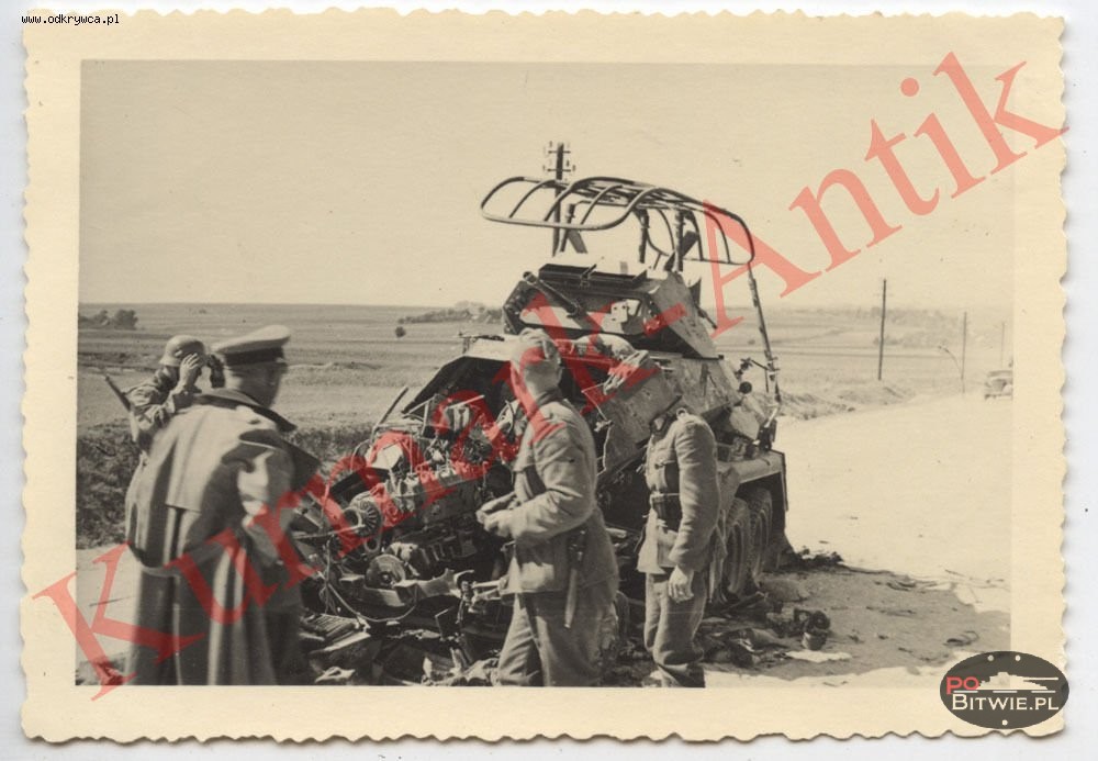 [PSW][#350]{004}{a} s.Pz.Sp.Wg (FU) Sd.Kfz.232 (6 Rad), Aufkl.Abt.(mot.).X, WH-207087, 'Ludendorf', droga Jędrzejów-Motkowice, brak przodu.jpg