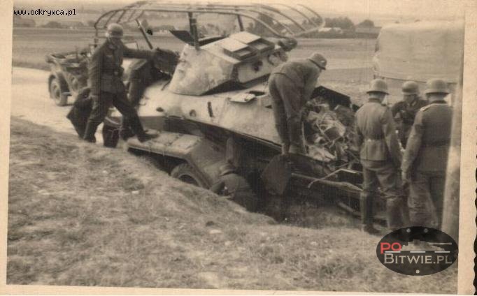 [PSW][#350]{012}{a} s.Pz.Sp.Wg (FU) Sd.Kfz.232 (6 Rad), Aufkl.Abt.(mot.).X, WH-207087, 'Ludendorf', droga Jędrzejów-Motkowice, brak przodu.jpg