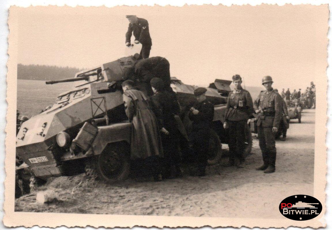 [Z.X0154] m19- Polen 1939 Vormarsch Wieluń Panzerwagen Panzer Tank Sdkfz Kennung (x).jpg